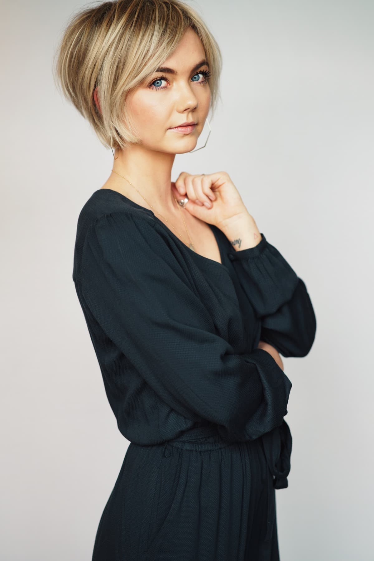 Blonde textured bob