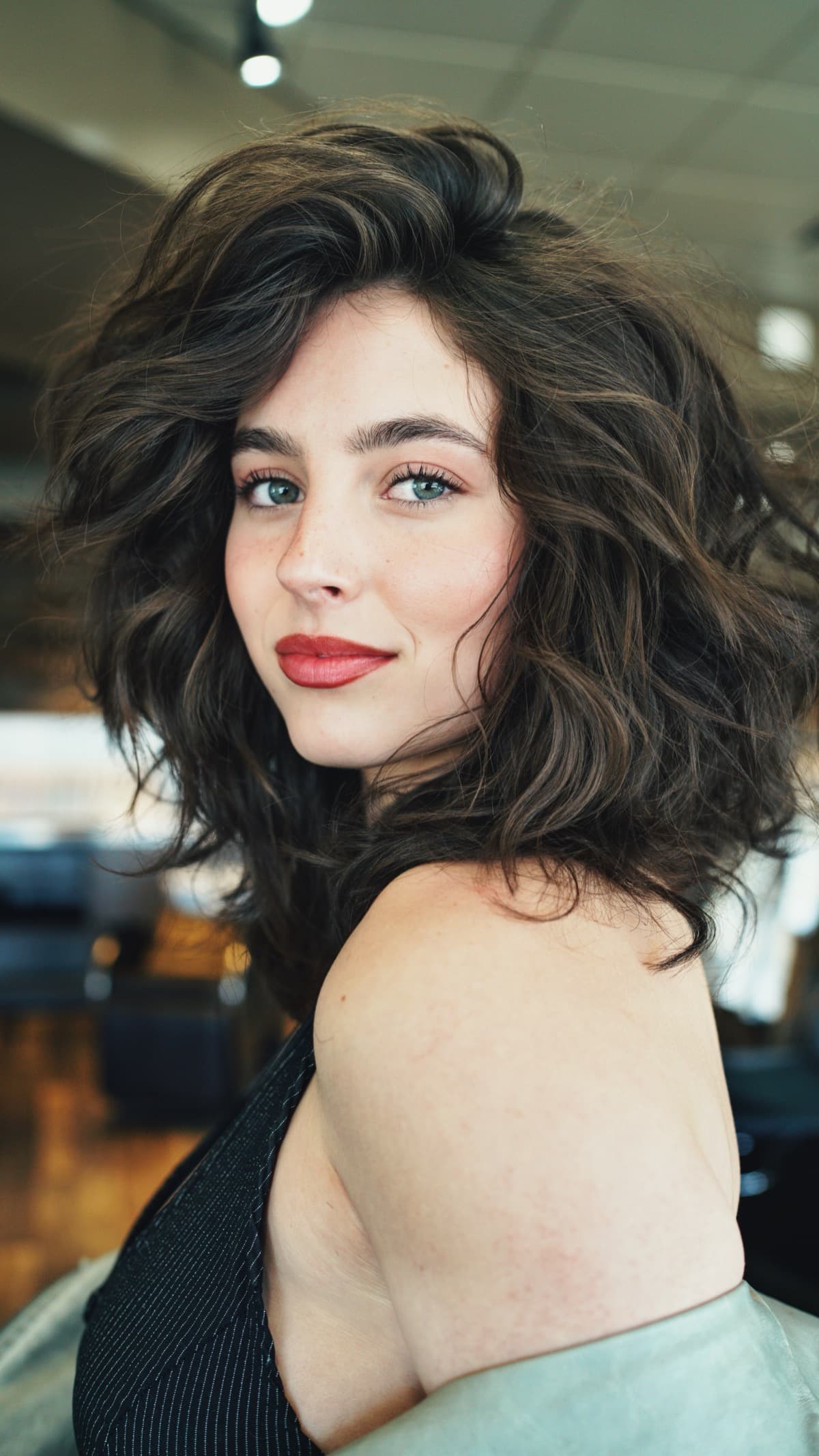 Wavy bob styling